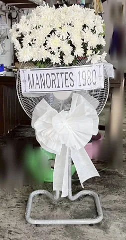 พวงหรีด พวงหรีดพัดลมคอยืด รหัส WR-FN024